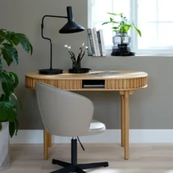 KruunuDesign Kirjoituspöydät<Carno-työpöytä