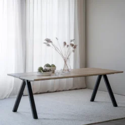 Rowico Home Ruokapöydät|Jatkettavat Pöydät<Rowico Carradale-ruokapöytä V-jalka, jatkettava