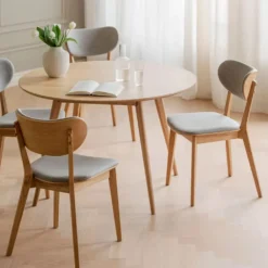 Rowico Home Ruokailuryhmät<Rowico Yumi-ruokailuryhmä, tammi
