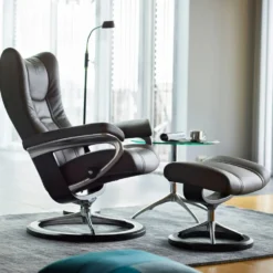 Stressless Mekanismituolit<Wing-lepotuoli + rahi Signature-jalalla